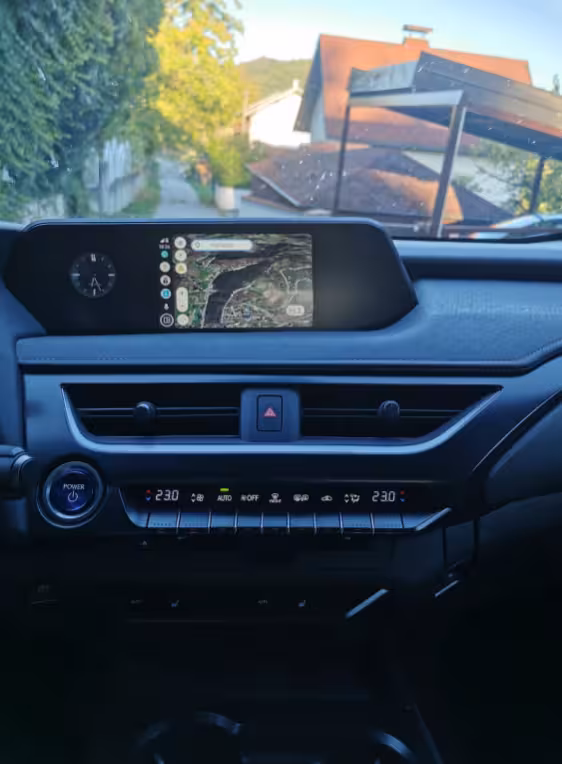 Lexus UX 250h Style 2022 – foto 12