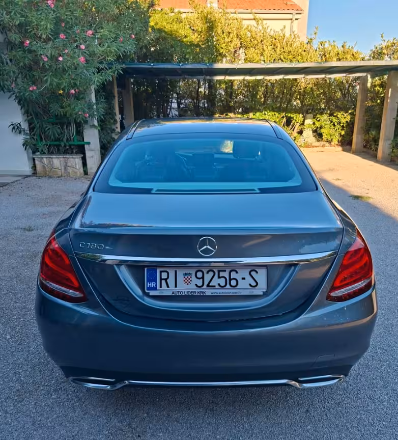 Mercedes-Benz C-Klasse W205 C180 2018 – Foto 10