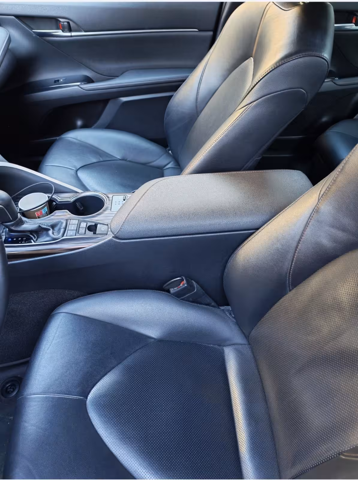 Toyota Camry 2.5 Hybrid Executive 2020 – Foto 6